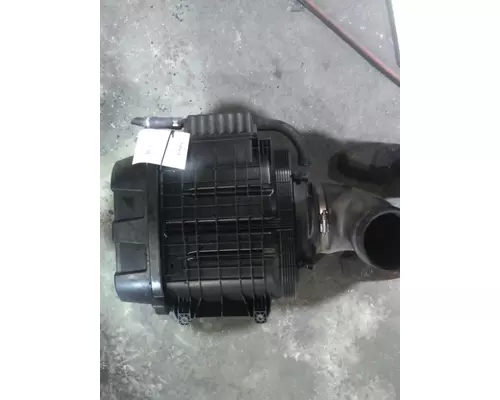 PETERBILT 579 AIR CLEANER