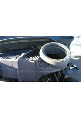 PETERBILT 579 AIR CLEANER