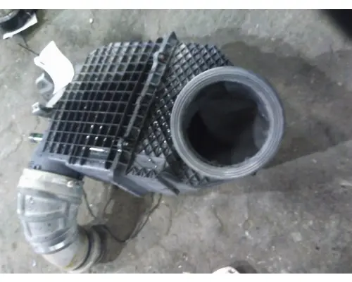 PETERBILT 579 AIR CLEANER
