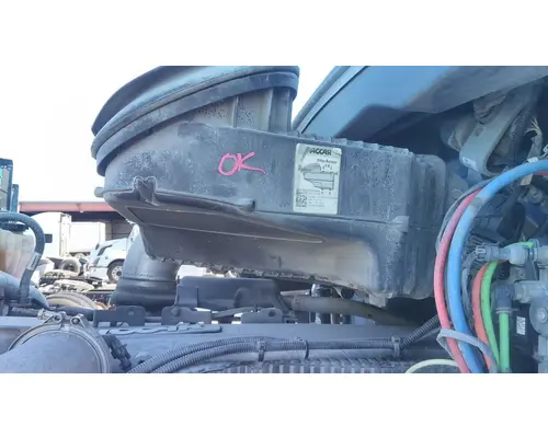 PETERBILT 579 AIR CLEANER