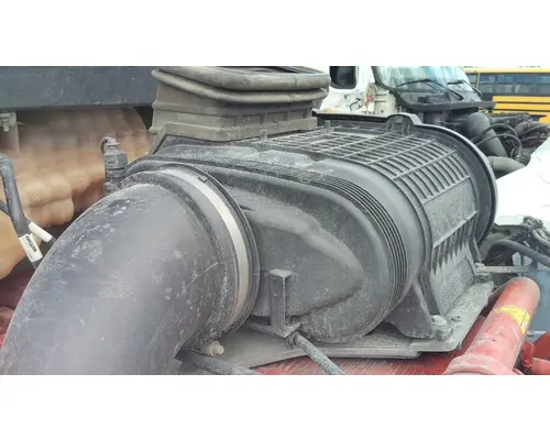 PETERBILT 579 AIR CLEANER
