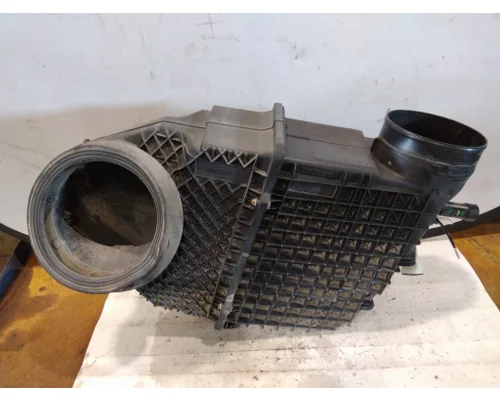 PETERBILT 579 AIR CLEANER