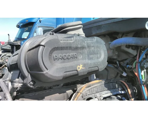 PETERBILT 579 AIR CLEANER