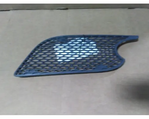 PETERBILT 579 AIR INTAKE LOUVERCOVER