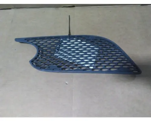 PETERBILT 579 AIR INTAKE LOUVERCOVER