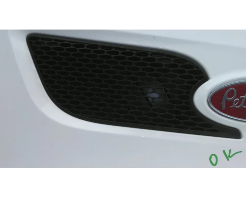 PETERBILT 579 AIR INTAKE LOUVERCOVER