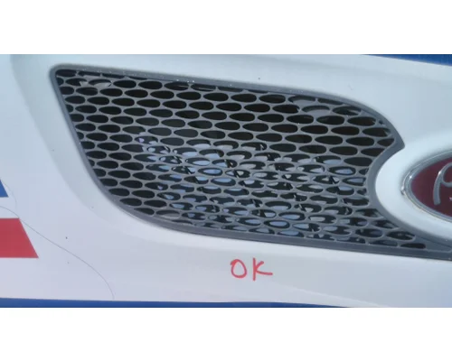 PETERBILT 579 AIR INTAKE LOUVER/COVER
