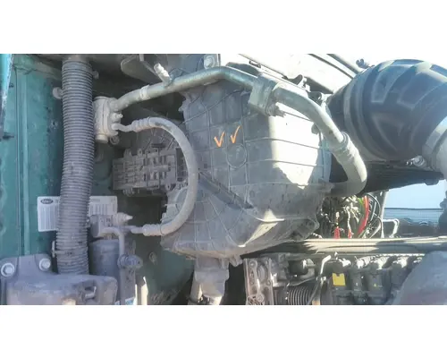 PETERBILT 579 AIR INTAKE