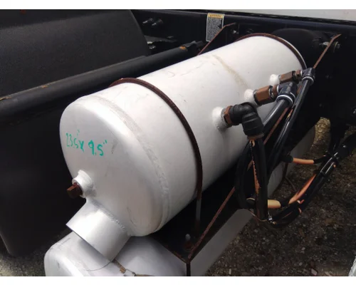 PETERBILT 579 AIR TANK