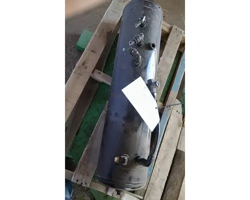 PETERBILT 579 AIR TANK