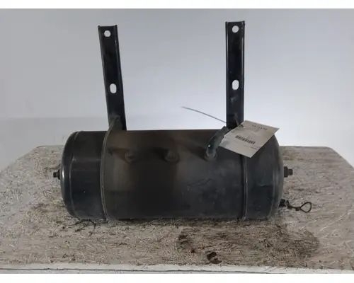 PETERBILT 579 AIR TANK