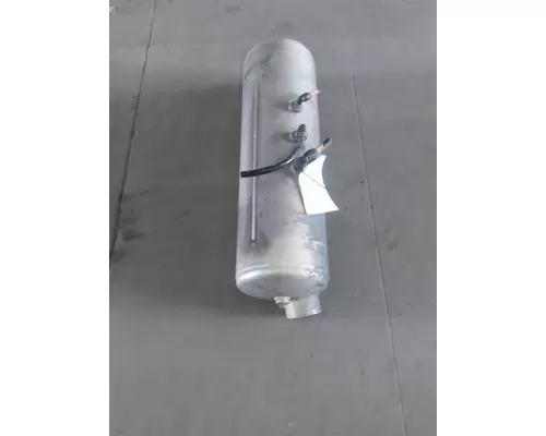 PETERBILT 579 AIR TANK