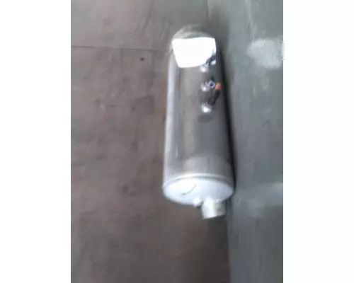PETERBILT 579 AIR TANK