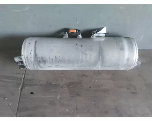 PETERBILT 579 AIR TANK