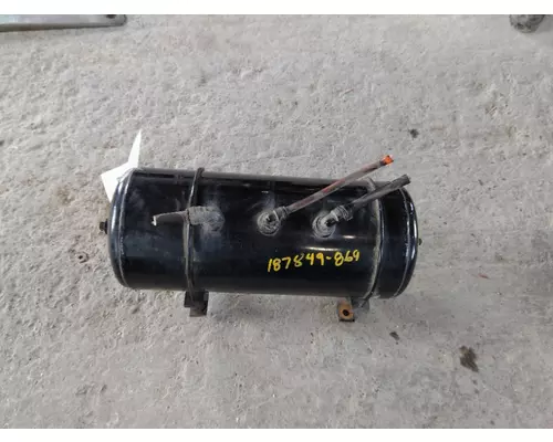 PETERBILT 579 AIR TANK