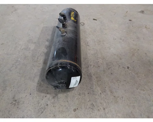 PETERBILT 579 AIR TANK