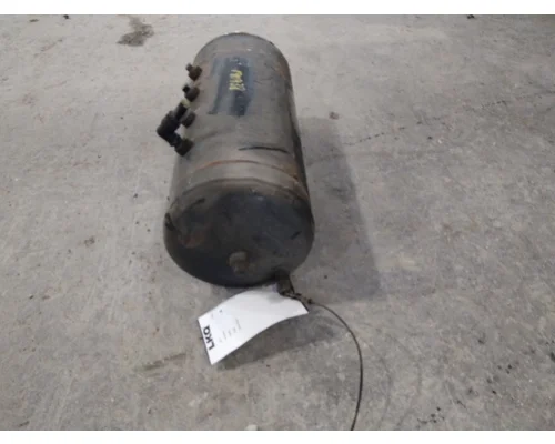 PETERBILT 579 AIR TANK