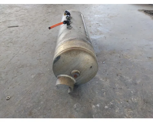 PETERBILT 579 AIR TANK