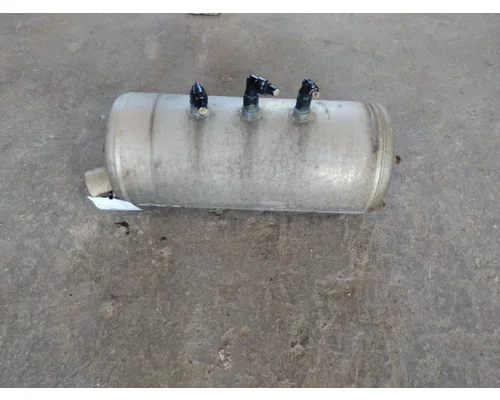 PETERBILT 579 AIR TANK