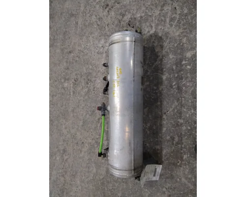 PETERBILT 579 AIR TANK
