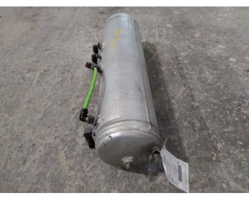 PETERBILT 579 AIR TANK