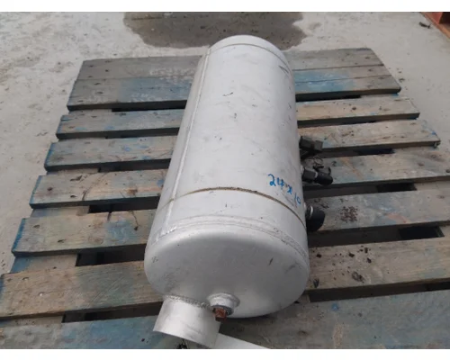 PETERBILT 579 AIR TANK