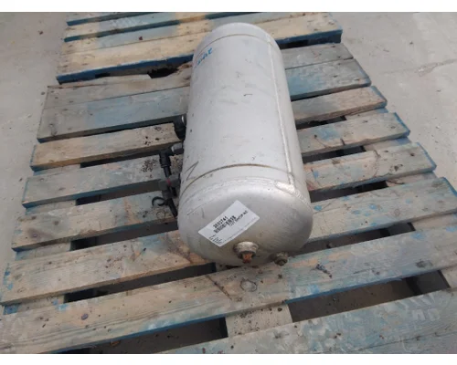 PETERBILT 579 AIR TANK
