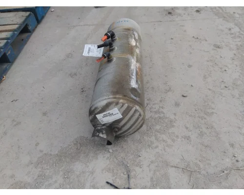 PETERBILT 579 AIR TANK