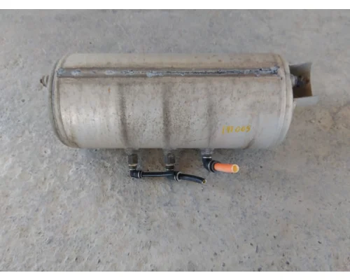 PETERBILT 579 AIR TANK