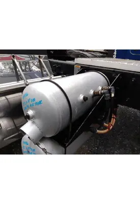 PETERBILT 579 AIR TANK
