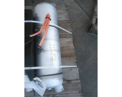 PETERBILT 579 AIR TANK