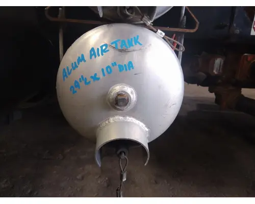 PETERBILT 579 AIR TANK