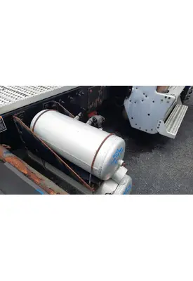 PETERBILT 579 AIR TANK