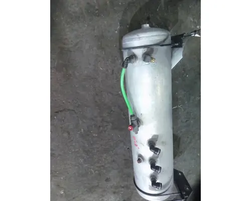 PETERBILT 579 AIR TANK