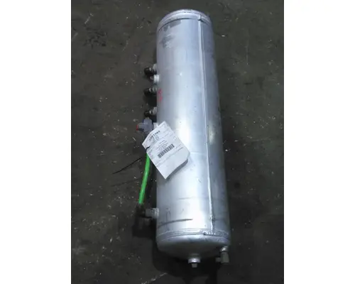 PETERBILT 579 AIR TANK