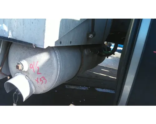 PETERBILT 579 AIR TANK