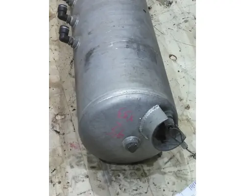 PETERBILT 579 AIR TANK