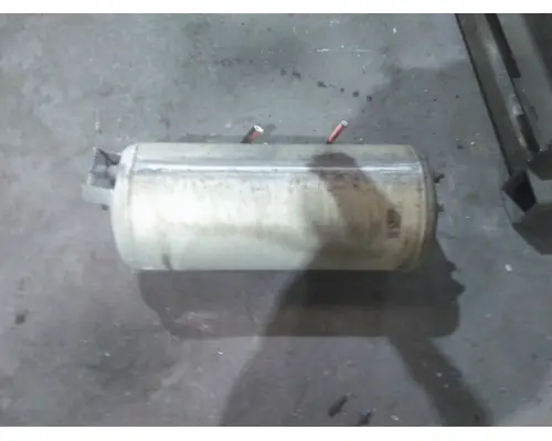 PETERBILT 579 AIR TANK