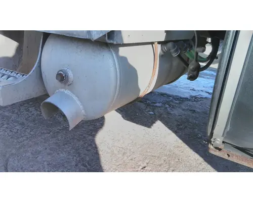 PETERBILT 579 AIR TANK