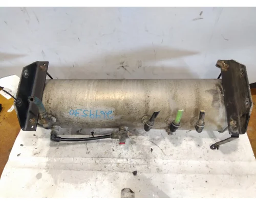 PETERBILT 579 AIR TANK