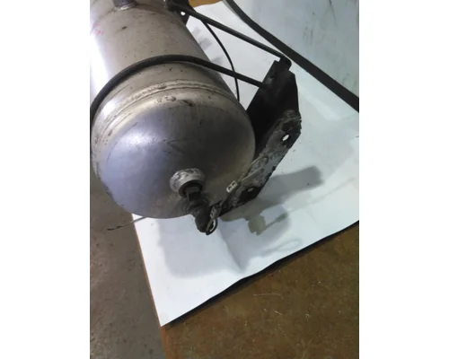PETERBILT 579 AIR TANK