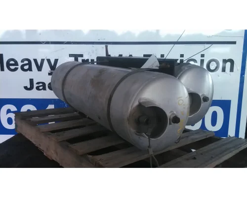 PETERBILT 579 AIR TANK