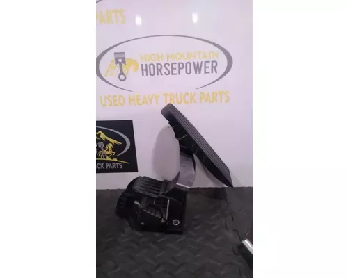 PETERBILT 579 Accelerator Parts