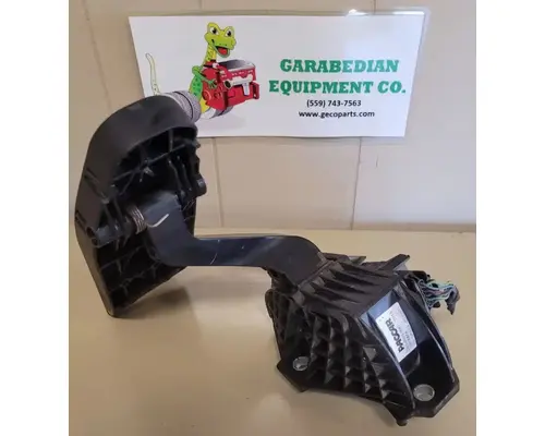 PETERBILT 579 Accelerator Parts