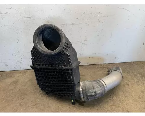 PETERBILT 579 Air Cleaner