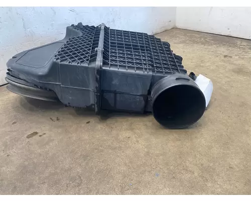 PETERBILT 579 Air Cleaner