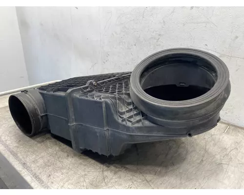 PETERBILT 579 Air Cleaner