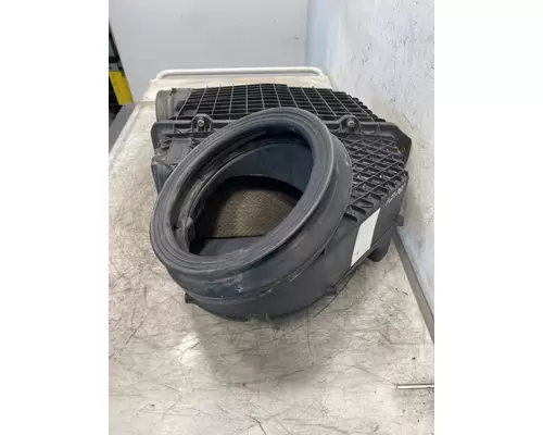 PETERBILT 579 Air Cleaner