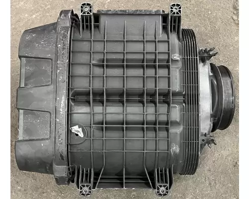 PETERBILT 579 Air Cleaner