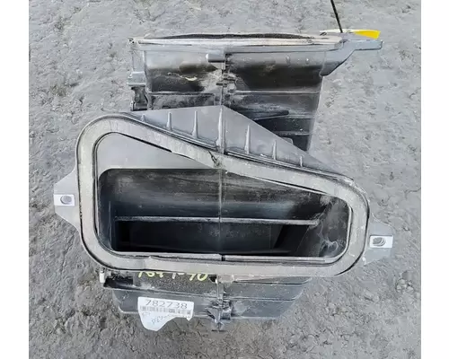 PETERBILT 579 Air Cleaner
